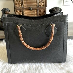 💯 authentic vintage Gucci Diana Bamboo Bag